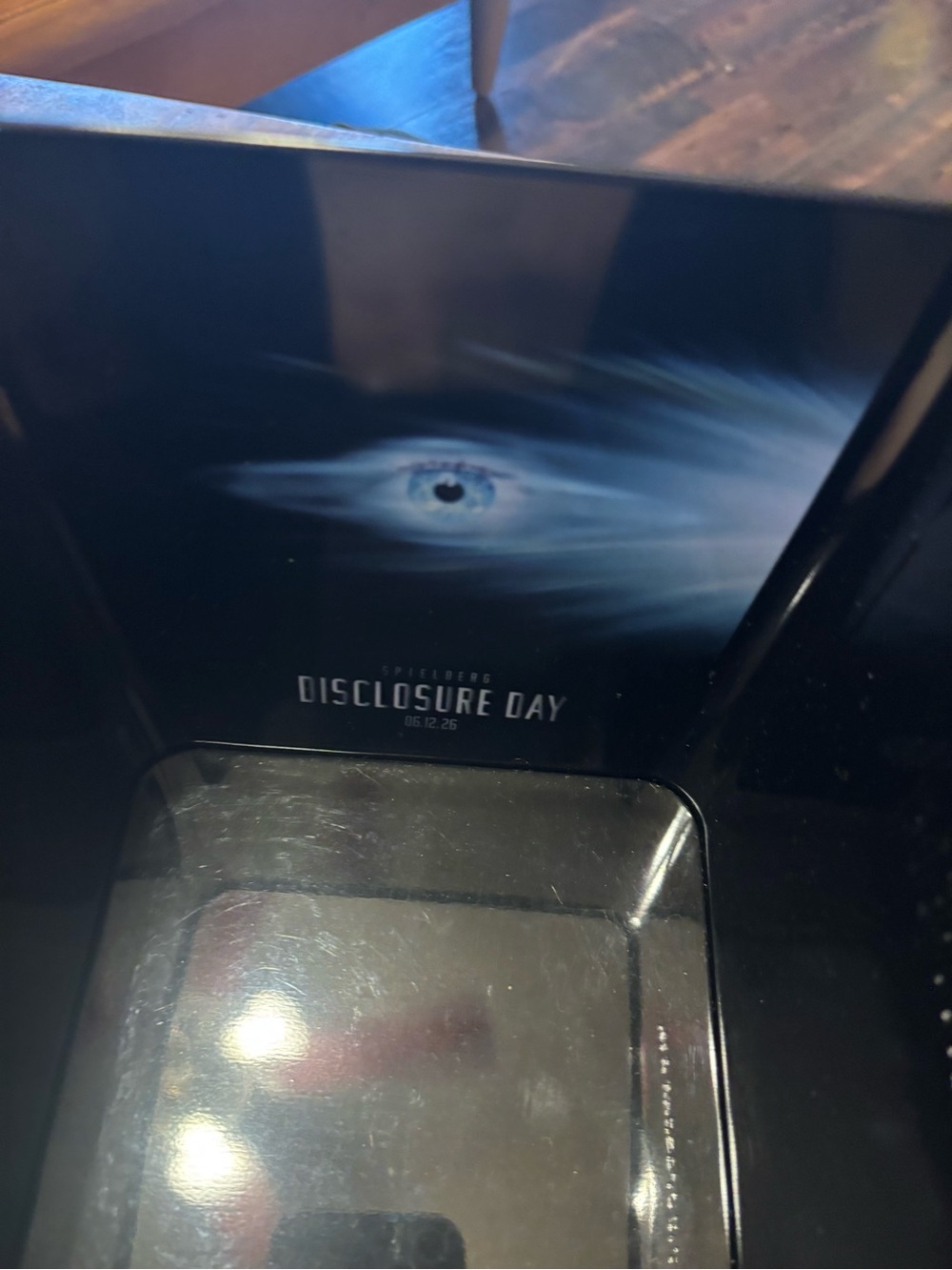 Snap black Disclosure Day collectible tin